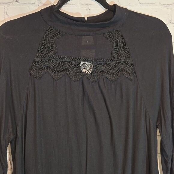 LOFT black long sleeve top size M - Picture 2 of 10